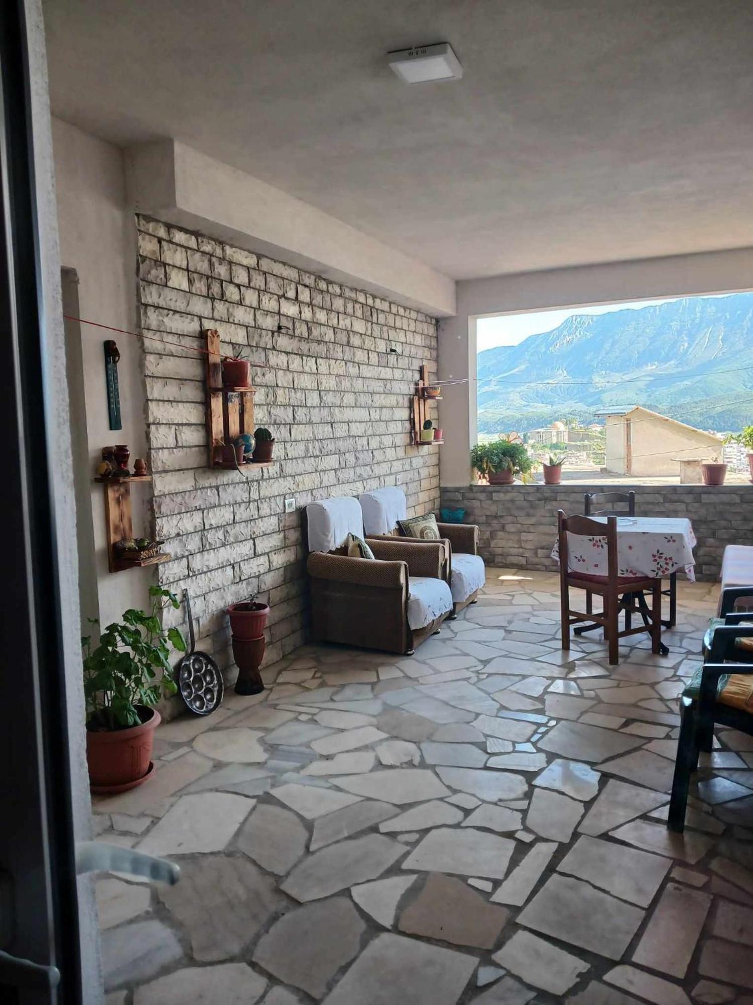 Eniguesthouse Αργυρόκαστρο Εξωτερικό φωτογραφία