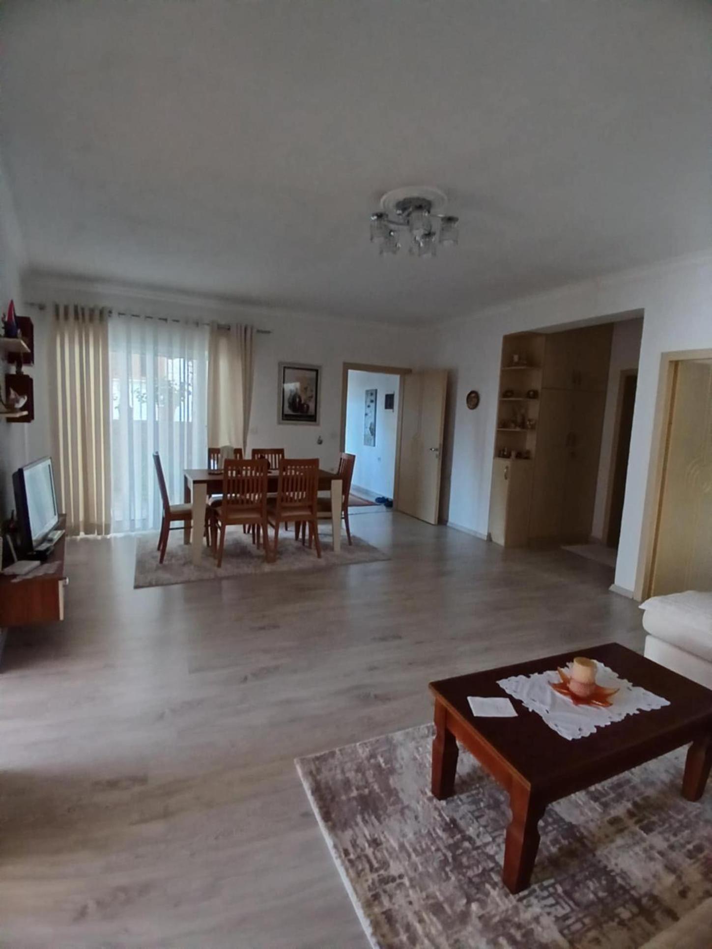 Eniguesthouse Αργυρόκαστρο Εξωτερικό φωτογραφία